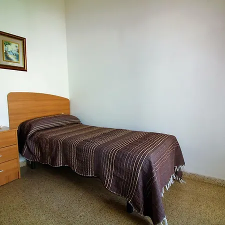 4071 Gravina 2 Apartment