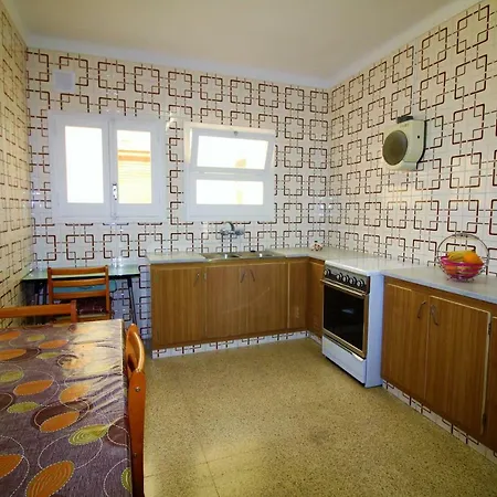 Apartment 4071 Gravina 2 Roses