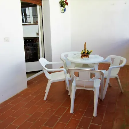 Apartment 4071 Gravina 2 Roses