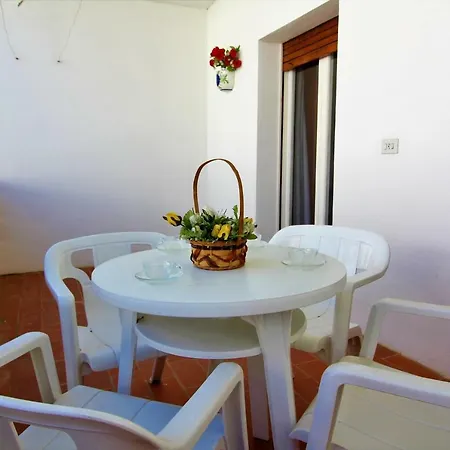 Apartment 4071 Gravina 2 *